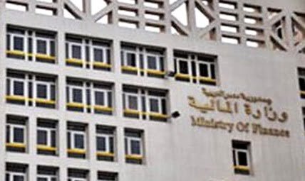 العلاوة الاستثنائية حق للعاملين المتعاقدين على الصناديق الخاصة
