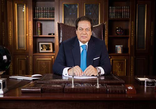 محمد أبو العينين: السيسى صمام آمان مصر والعرب.. وحقق معجزة اقتصادية
