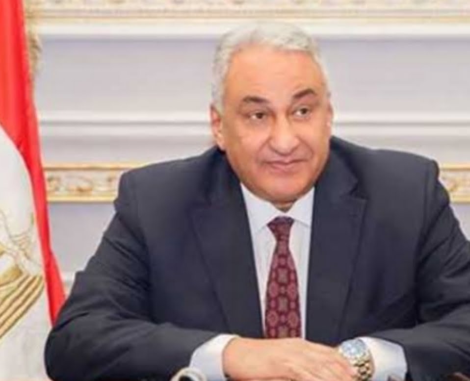 سامح عاشور المرشح للنقابة يحظى بدعم كبير من المحامين على السوشيال ميديا