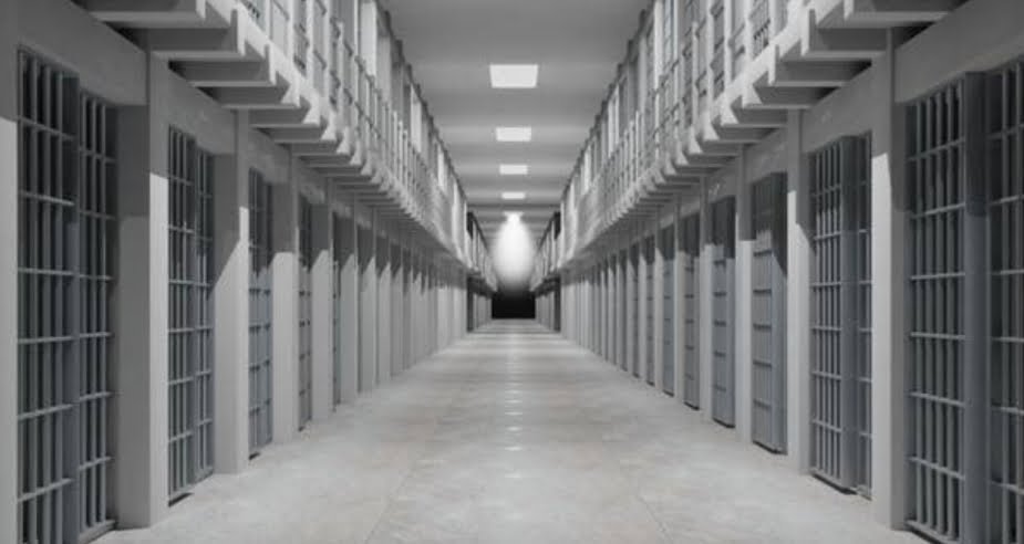 تجار الوطنية يطالبون بالإفراج عن إرهابيين محبوسين بأحكام قضائية