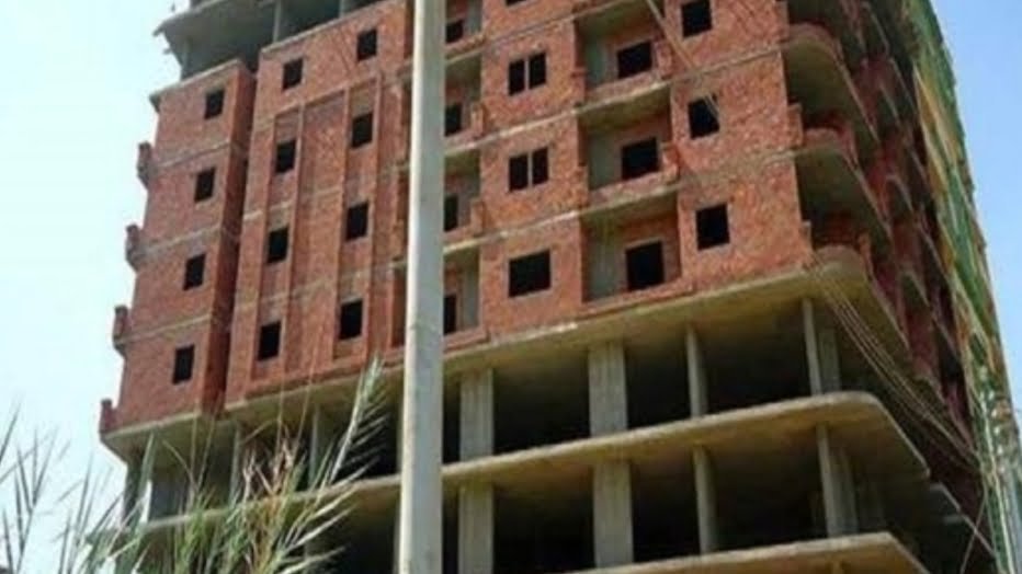 وقف إصدار  تراخيص البناء بالمحافظات لمدة 6 أشهر