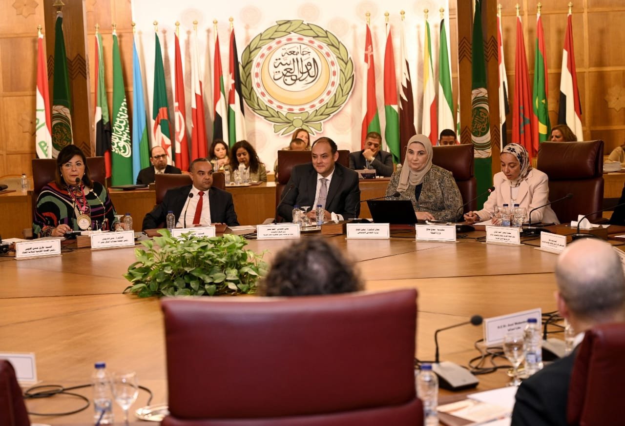 وزير التجارة والصناعة يلقى كلمة مصر أمام مؤتمر جمعية سيدات أعمال مصر