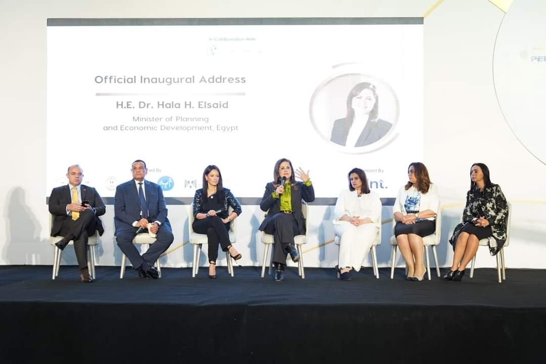 وزيرة التخطيط والتنمية الاقتصادية تشارك فى احتفالية قمة المرأة المصرية 2023