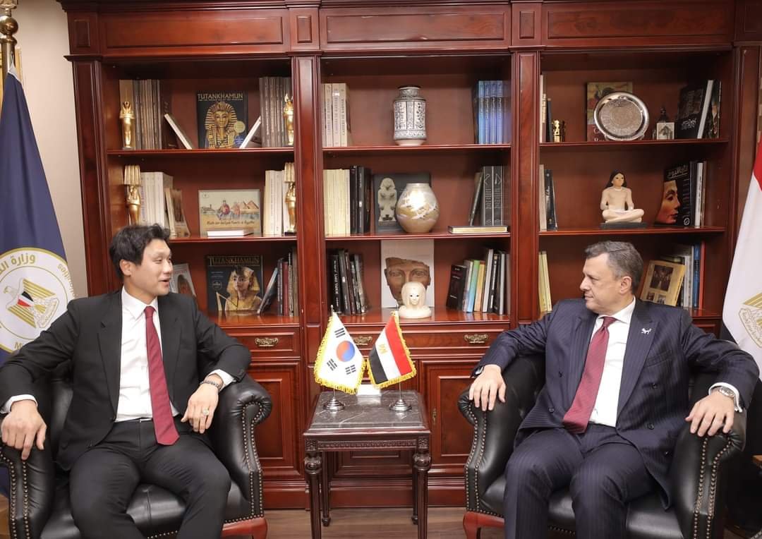 تعزيز التعاون ببن مصر وكوريا الجنوبية فى السياحة والآثار