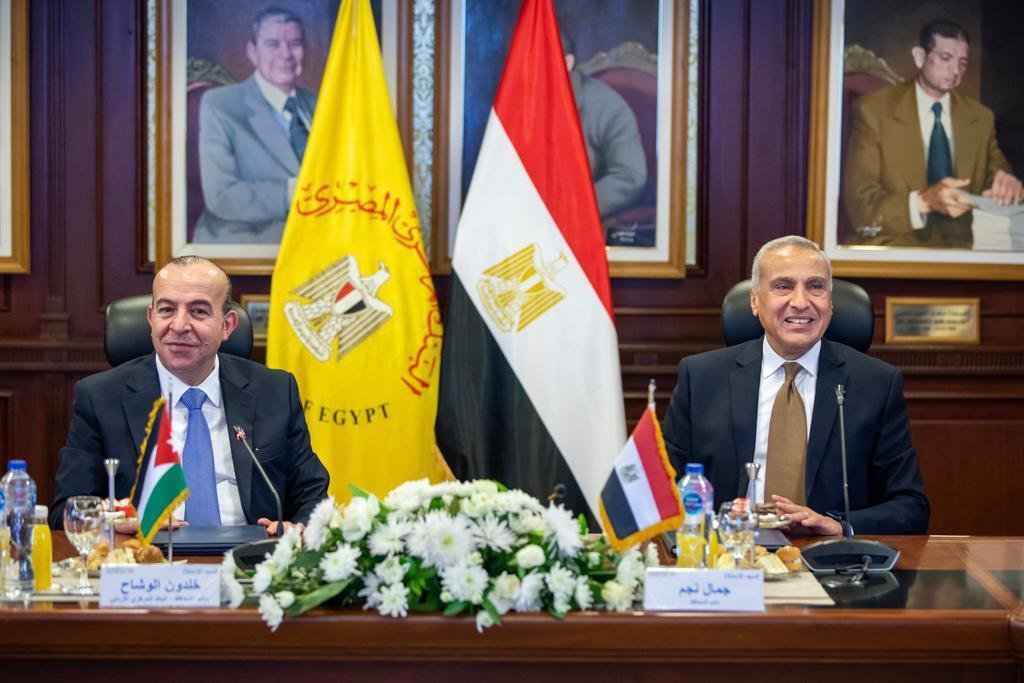 المركزى المصرى يعزز التعاون مع نظيره الأردنى بمجال نظم وخدمات الدفع وأنشطة التكنولوجيا المالية