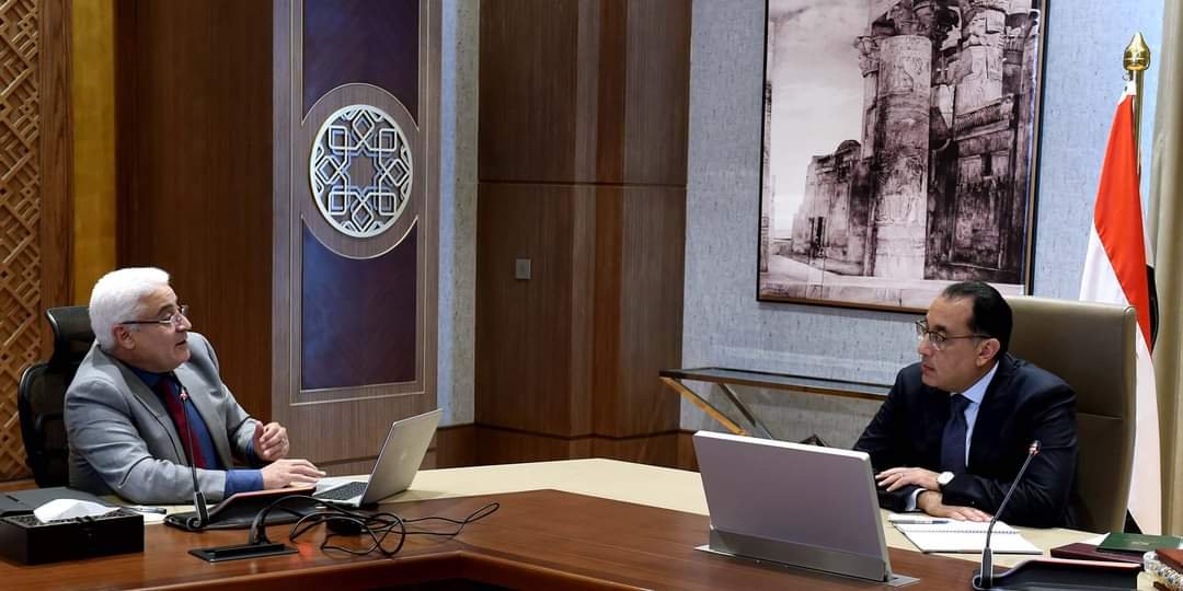 رئيس هيئة التأمين الاجتماعى يستعرض خطة تطوير مقرات الهيئة فى إطار التحول الرقمى