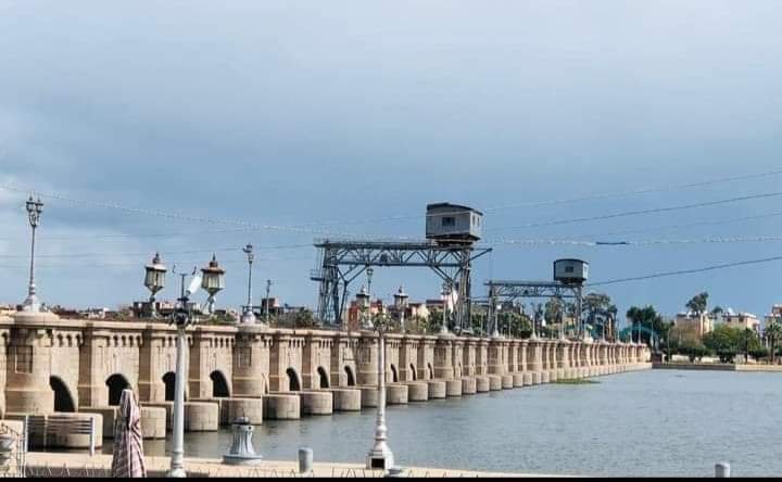 مواصلة العمل بمشروع تحديث أنظمة تشغيل ومراقبة مفيض قناطر إسنا الجديدة