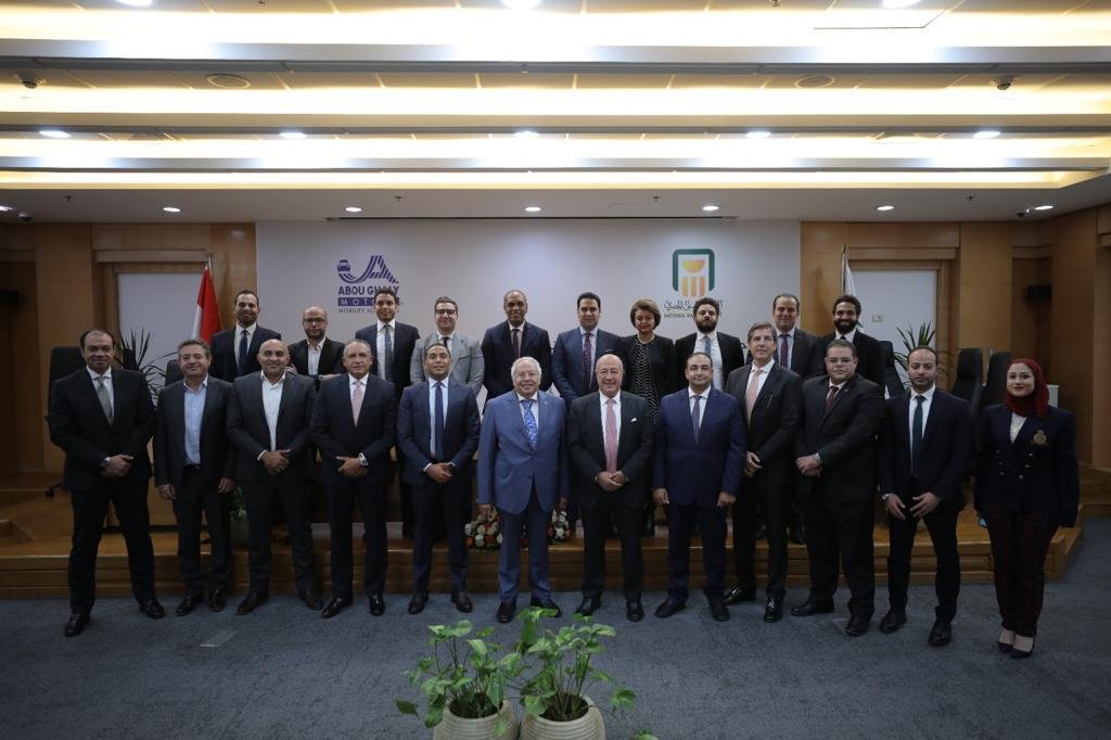البنك الأهلى المصرى يوقع بروتوكول تعاون مع مجموعة أبو غالى موتورز