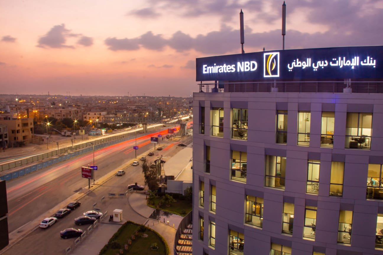 الإمارات دبى الوطنى-مصر يوقع عقد قرض لشركة تمكين لدعم المشروعات متناهية الصغر