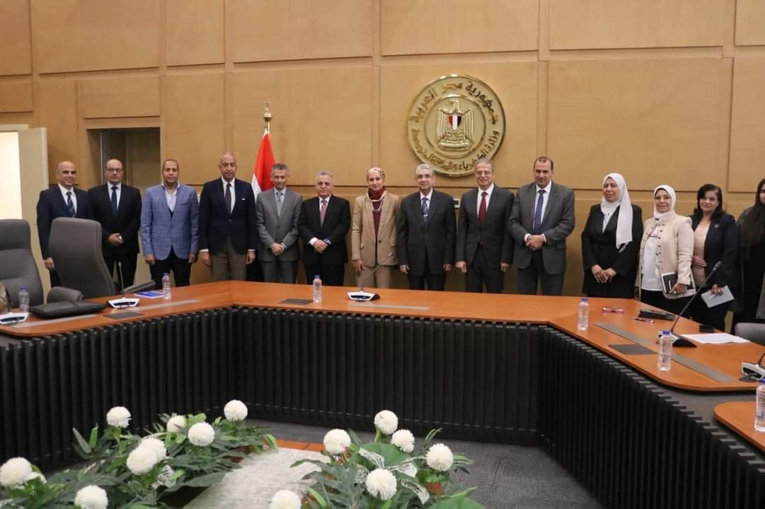 إطلاق  “منصة مصر للطاقة الشمسية” لزيادة التوسع فى الخلايا الشمسية  أعلى أسطح المبانى