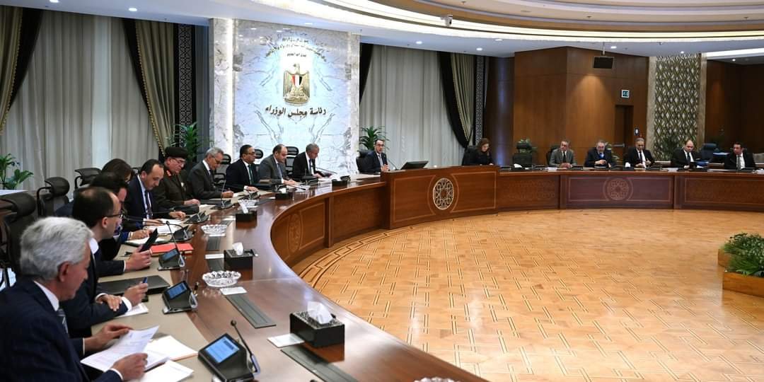 رئيس الوزراء يترأس اجتماع لجنة ضبط الأسواق وأسعار السلع