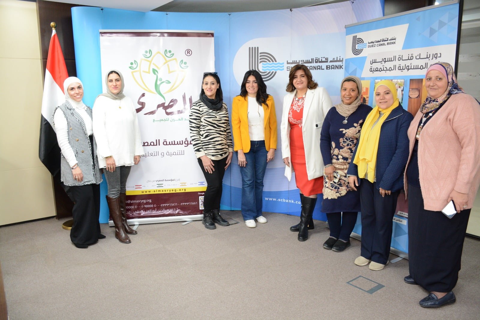 بنك قناة السويس يقيم معرضا للمنتجات المصنعة بأيدى المرأة بمقره الرئيسى