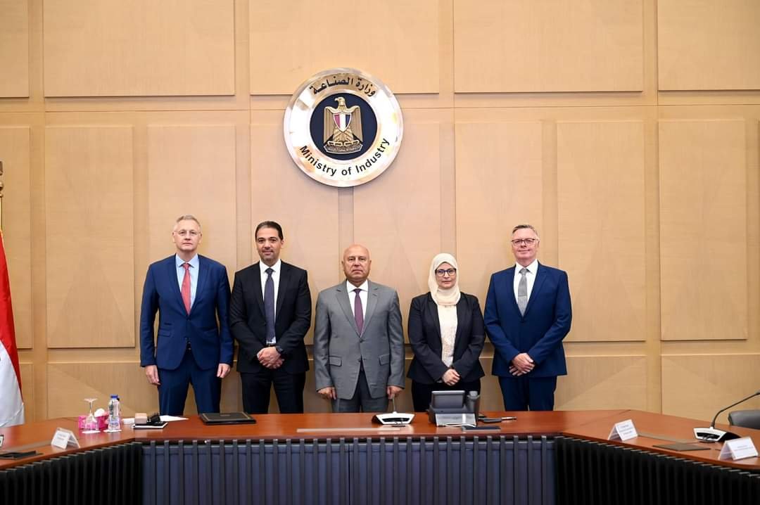 مذكرة تفاهم بين هيئة التنمية الصناعية وسيمنس لتطوير التصنيع المحلى للمنتجات الكهربائية