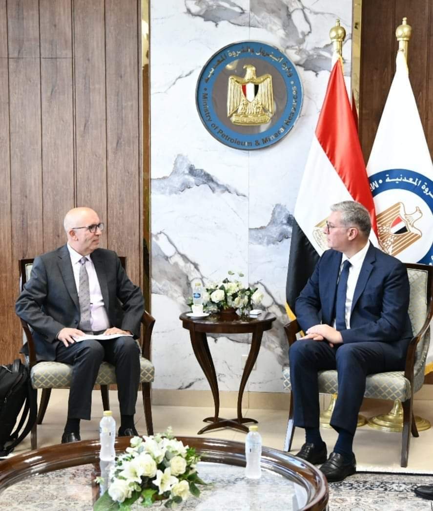 كريم بدوى: قطاع البترول يعمل على إعداد فرص استثمارية جديدة