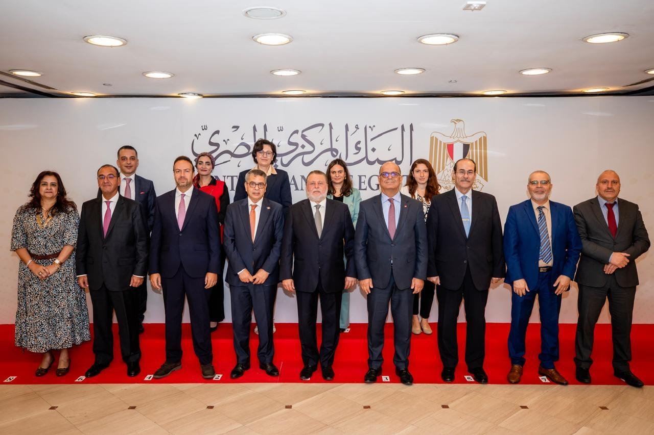 المركزى المصرى يوقع مذكرة تفاهم مع نظيره التونسى لتعزيز التعاون بالمجال المصرفى