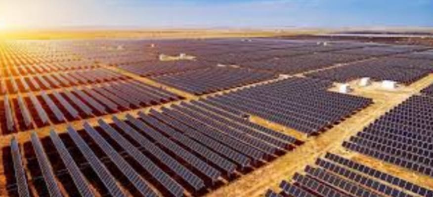 هل تكون الطاقة الشمسية الحل لأزمة الكهرباء؟