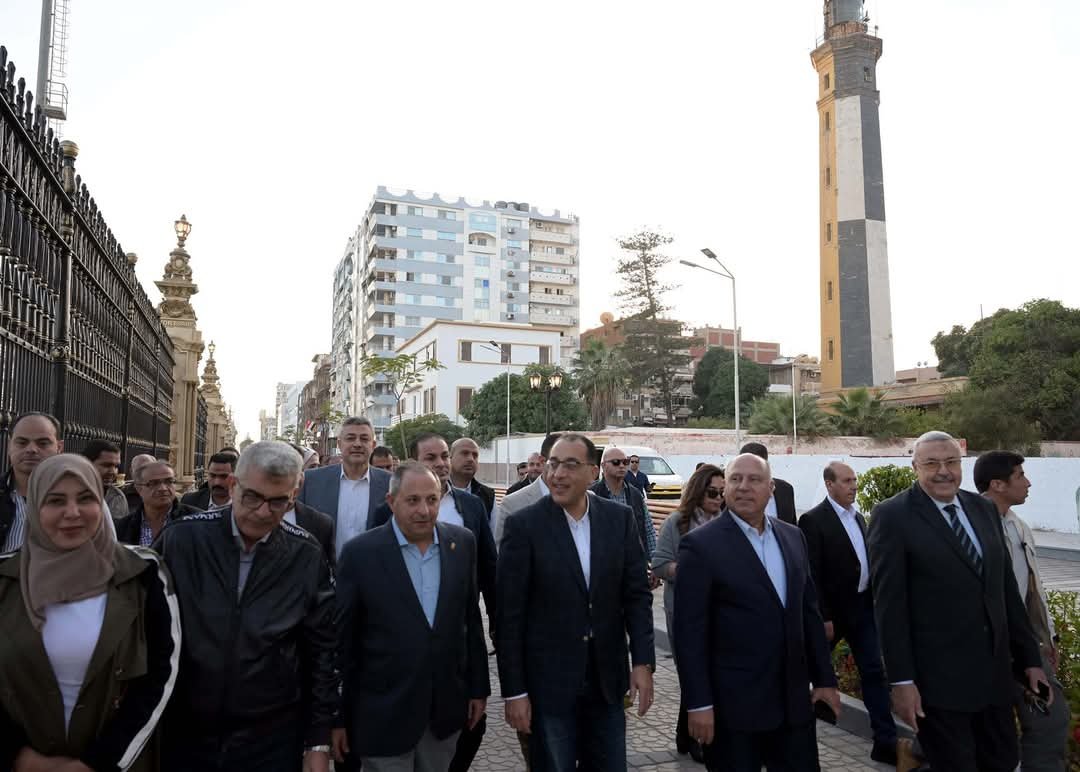 تطوير الممشى السياحى بمدينة بورسعيد