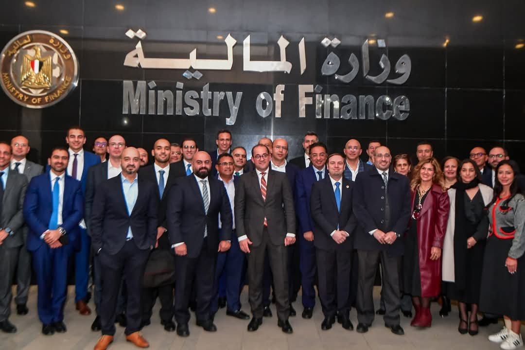 وزير المالية: ملتزمون بتوسيع نطاق التواصل الفعال مع القطاع الخاص