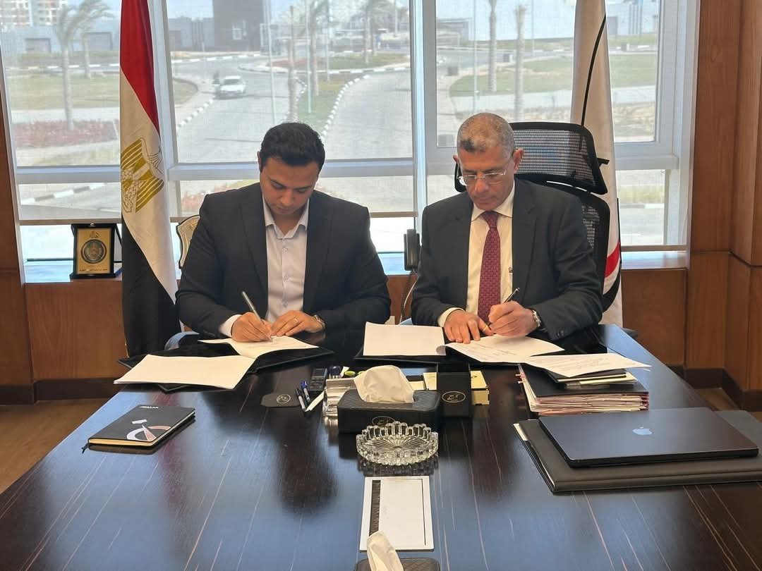 دعم قدرات مصر فى تصنيع الأقمار الصناعية ومكوناتها