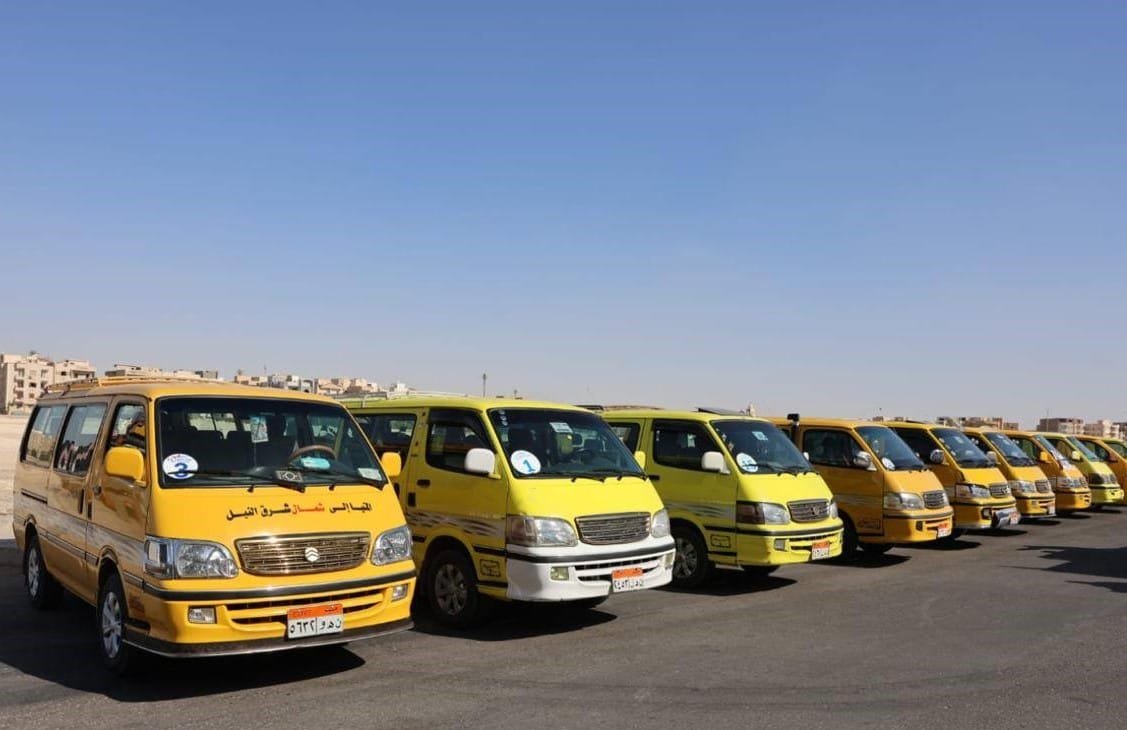 البنك الزراعى المصرى يسلم 78 سيارة ميكروباص ضمن مبادرة إحلال السيارات بمحافظة المنيا