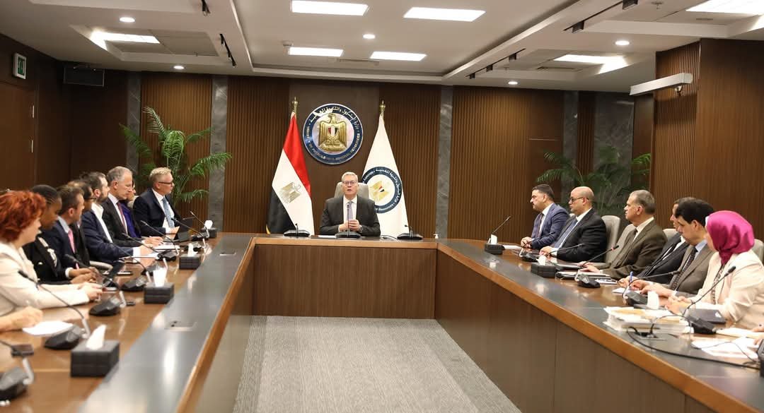 وزير البترول لوفد شركة انجلوجولد أشانتى العالمية: تعزيز جاذبية قطاع التعدين للاستثمار بإجراءات تحفيزية