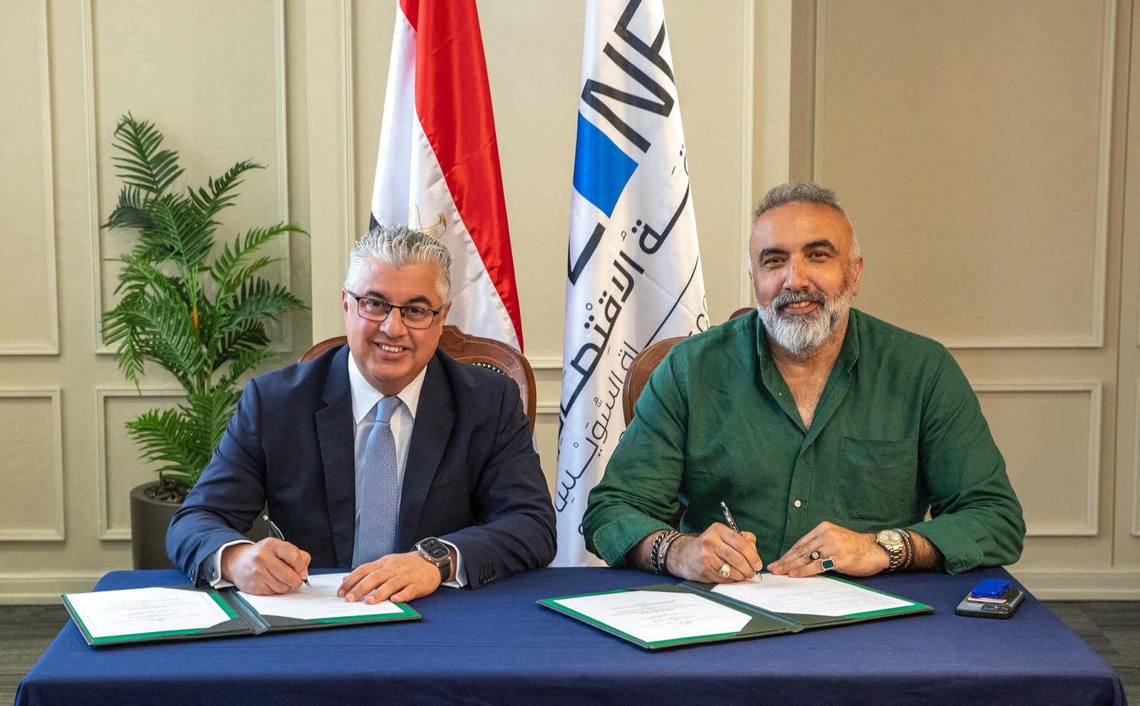 مشروع جديد بين اقتصادية قناة السويس وشركة “شيريكجي أوغلو” التركية لصناعة أقمشة (الجينز) “Denim” بالقنطرة غرب الصناعية