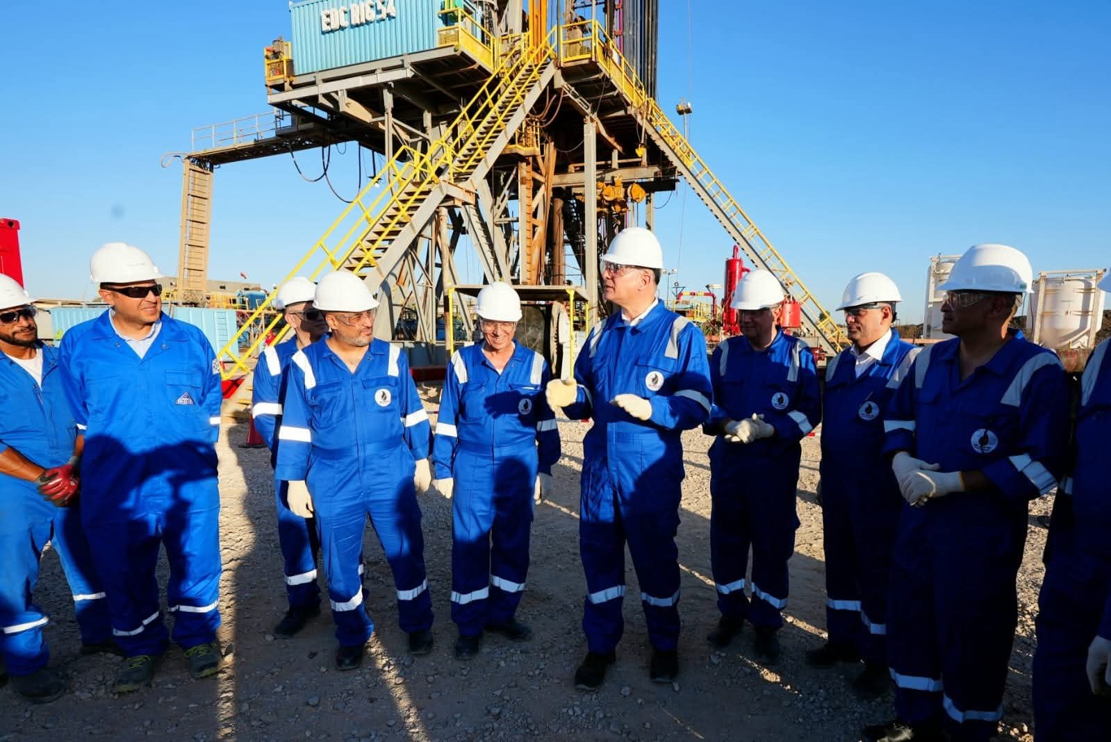 وزير البترول يزور منطقة امتياز “نيو منزلة” بالدقهلي لبدء العمل ببرنامج متكامل لحفر 11 بئرا جديدة