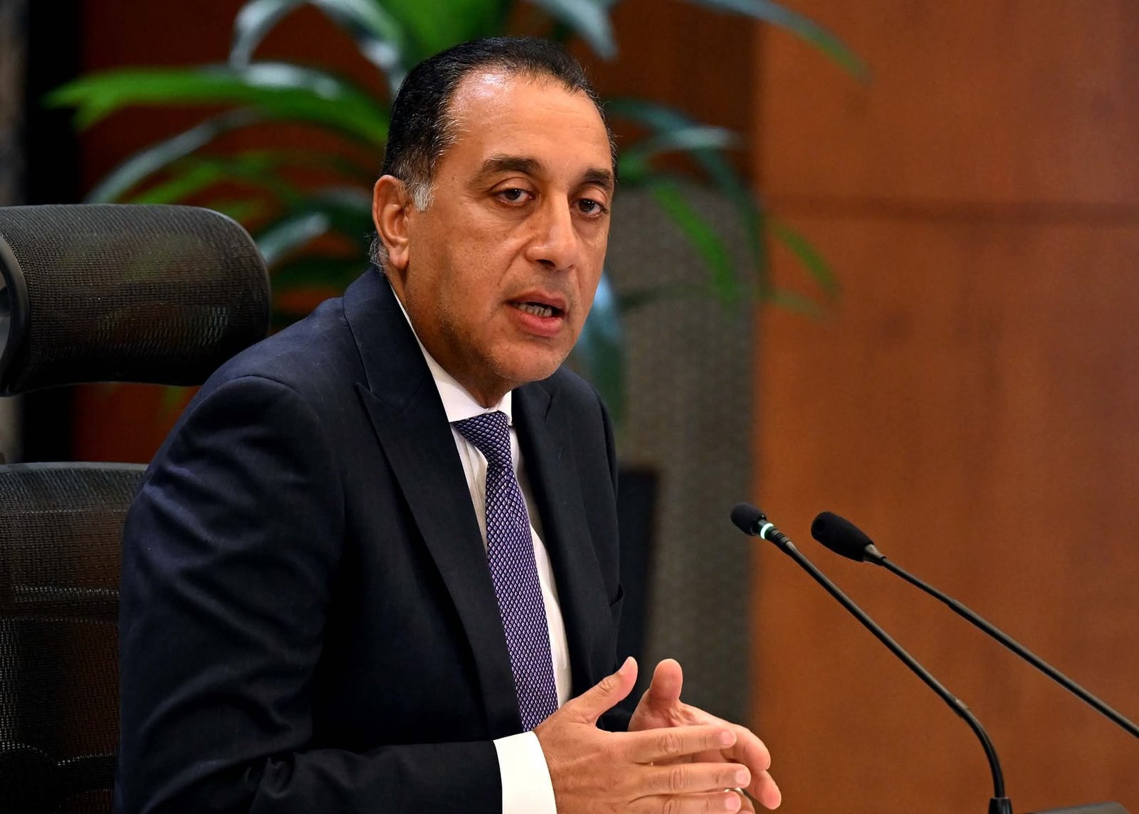 رئيس الوزراء: نحن لسنا ضد التنمية فى أى دولة ولكن بما لا يجور على قطرة مياه من حق مصر فى نهر النيل