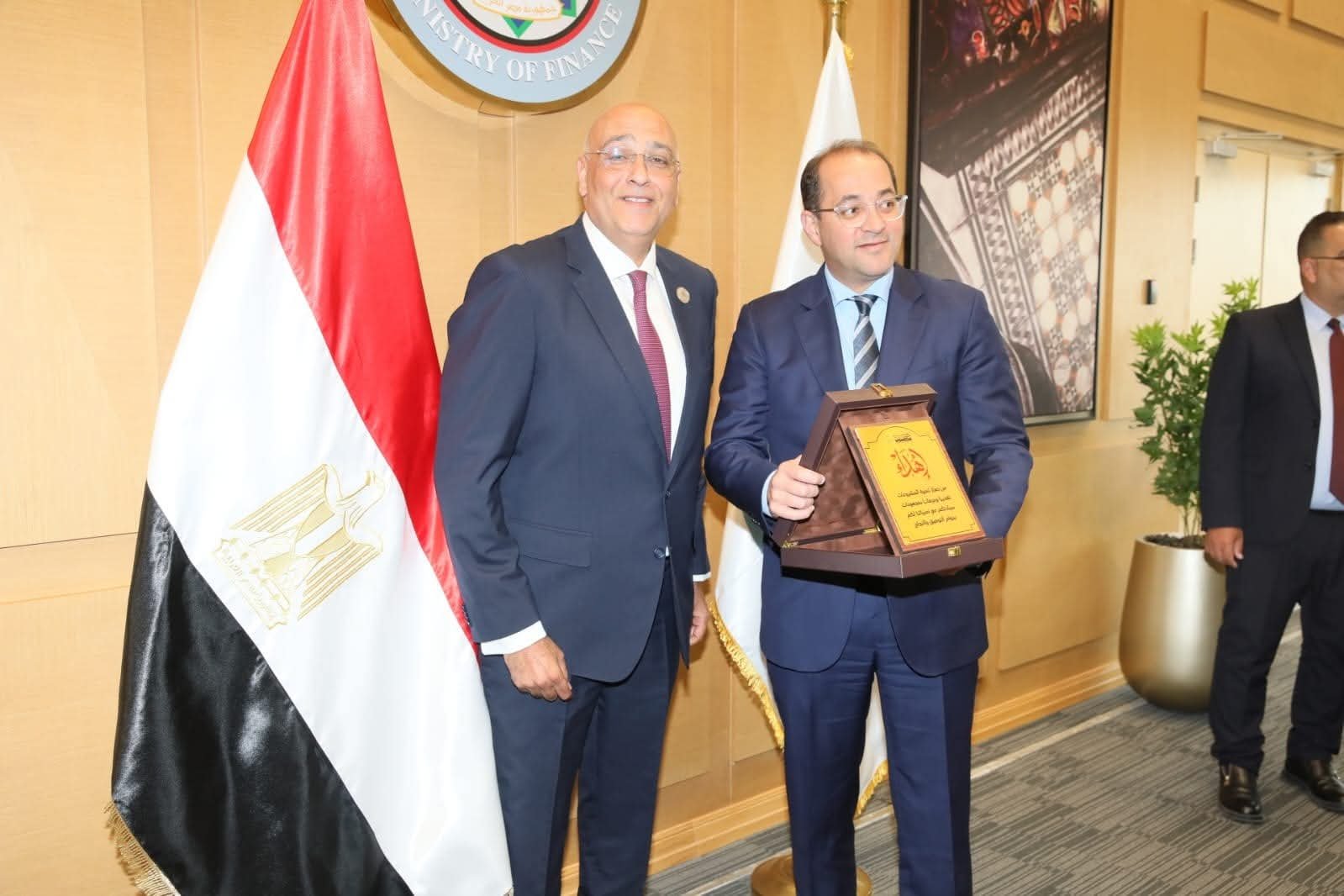 أكبر مساندة اقتصادية للمشروعات المتوسطة والصغيرة ومتناهية الصغر