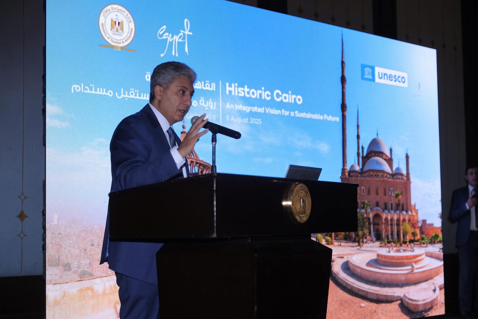 وزير السياحة: ضرورة إعداد خريطة شاملة توضح المواقع الأثرية بالقاهرة التاريخية