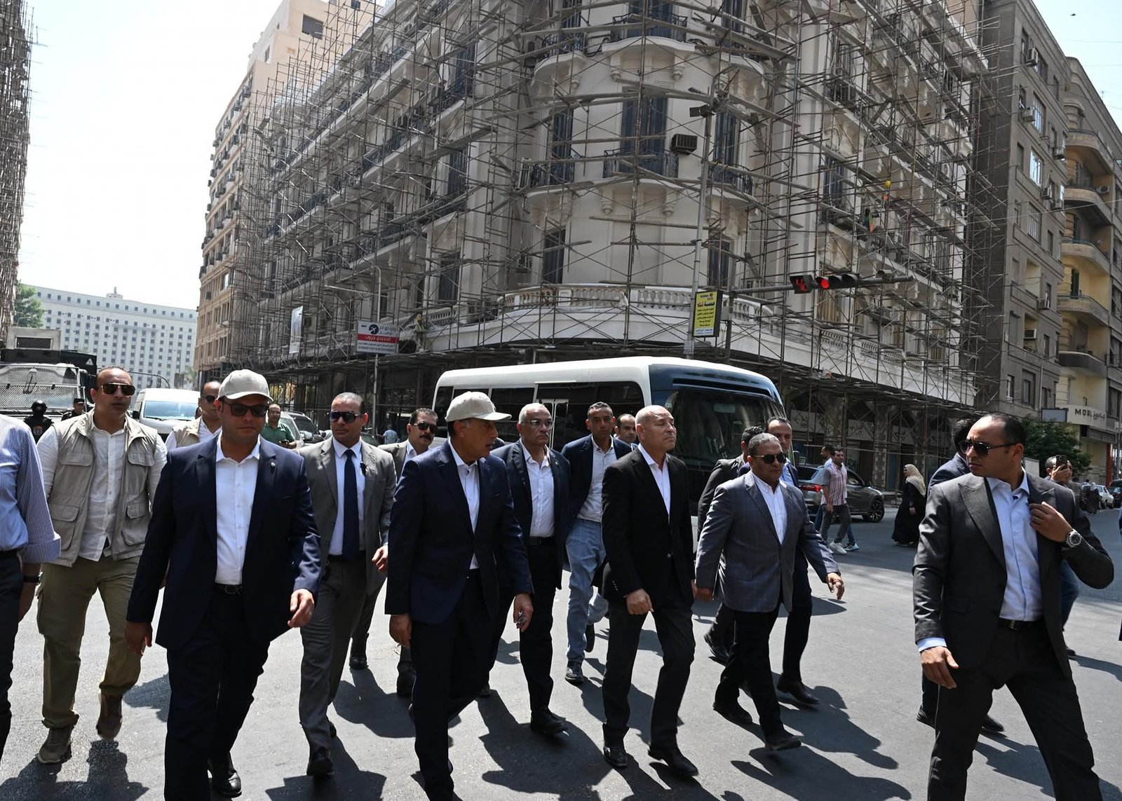 رئيس الوزراء يتفقد مشروع تحسين الصورة البصرية للقاهرة الخديوية