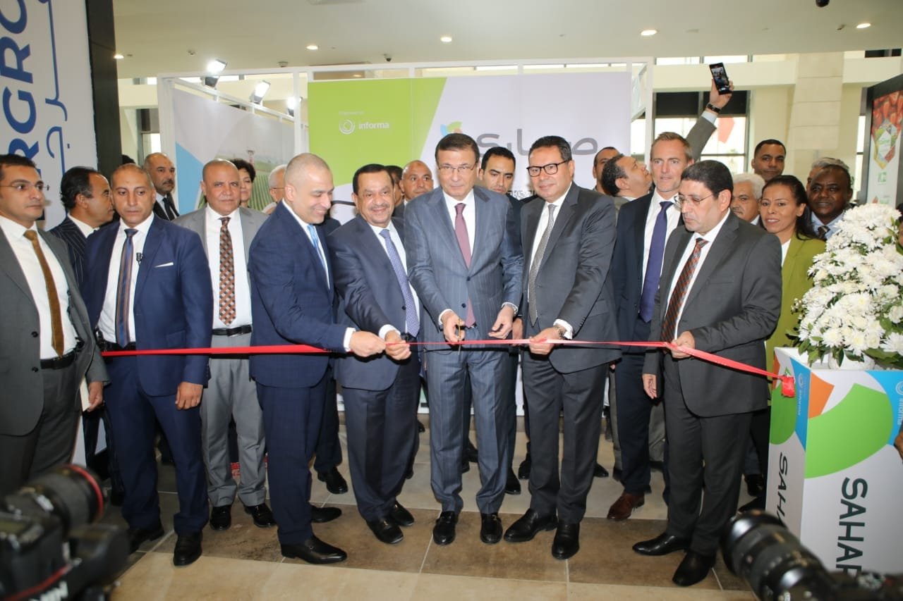البنك الزراعى المصرى يستعرض أحدث خدماته المصرفية والحلول التمويلية لتنمية القطاع الزراعى بمشاركة مميزة كراع بلاتينى لمعرض صحارى