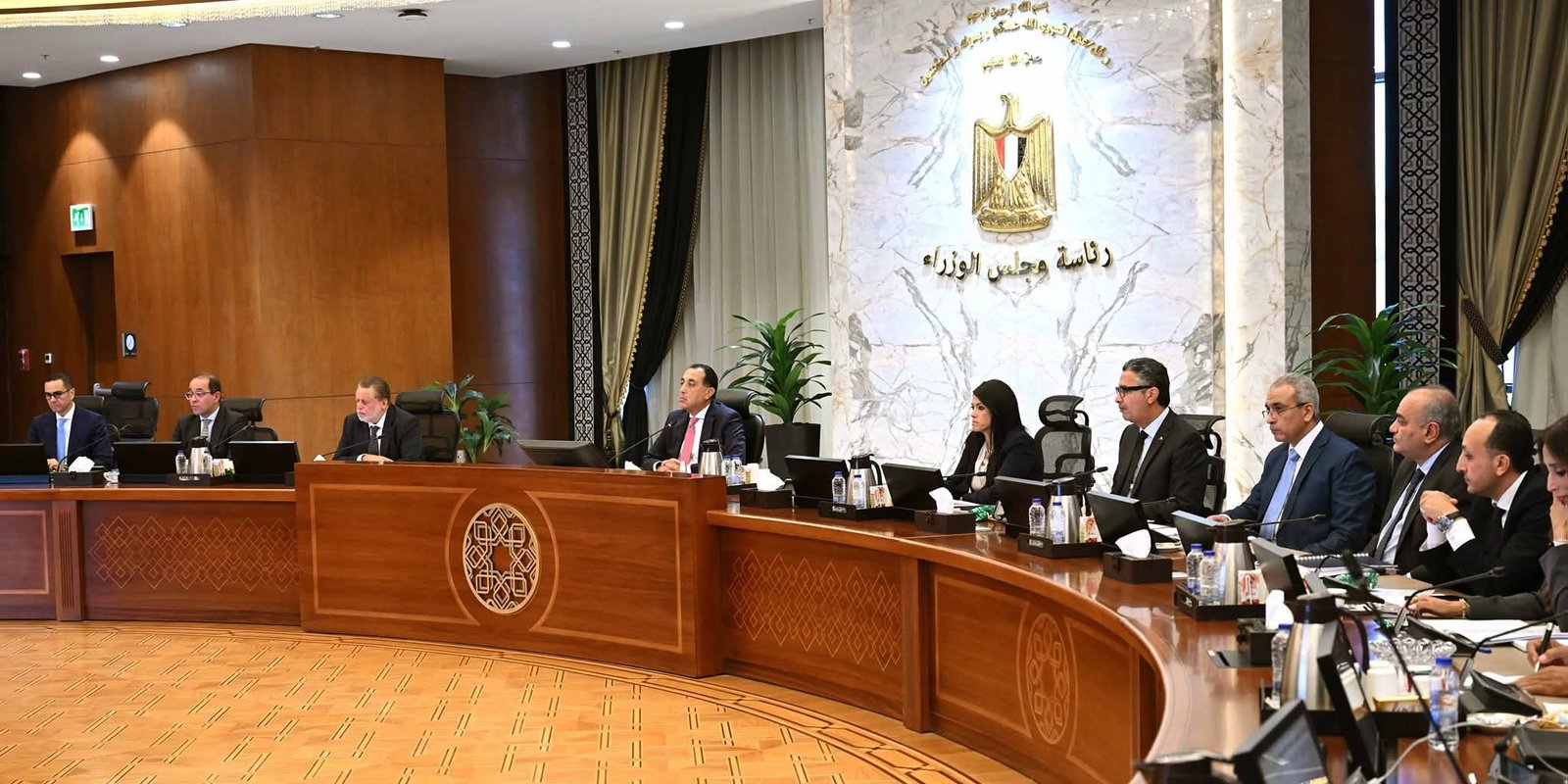 رئيس الوزراء يترأس اجتماع المجموعة الوزارية الاقتصادية