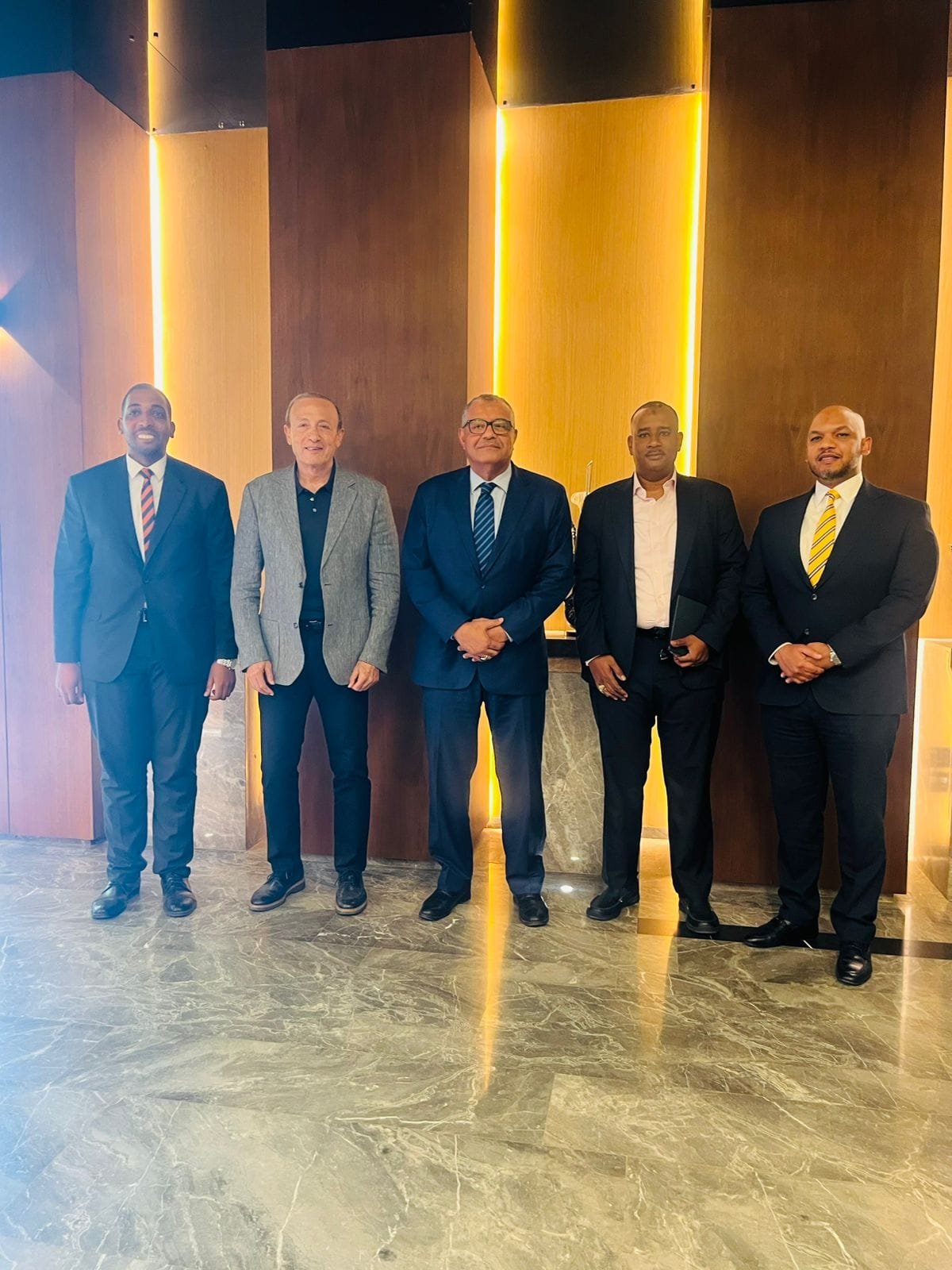 رئيس مجلس الأعمال المصري الكندى يلتقى بالوفد السودانى لبحث فرص الاستثمار والتعاون