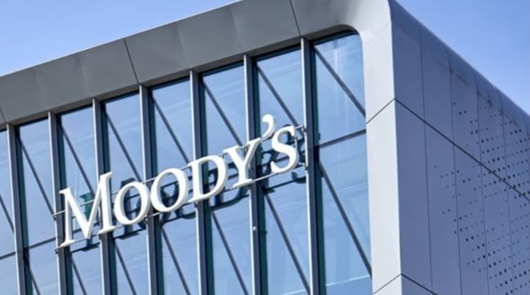 موديز تشيد بالاتفاقية الاستثمارية بين مصر قطر