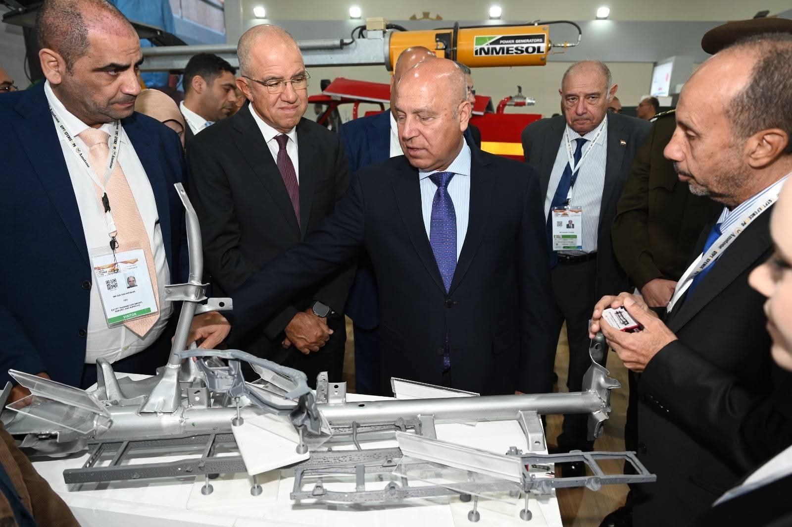 كامل الوزير  يتفقد جناح اتحاد الصناعات في ختام فعاليات معرض الصناعات الدفاعية إيديكس– مصر 2025