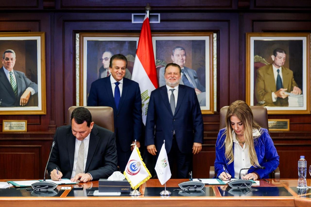 البنك المركزى يجدد بروتوكول التعاون مع صندوق مواجهة الطوارئ الطبية والأمراض الوراثية