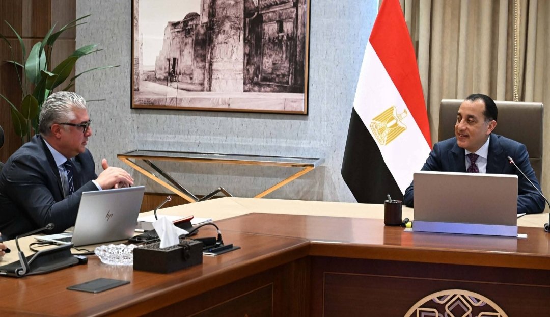 رئيس الوزراء يتابع الموقف التنفيذي لمشروعات المنطقة الاقتصادية لقناة السويس