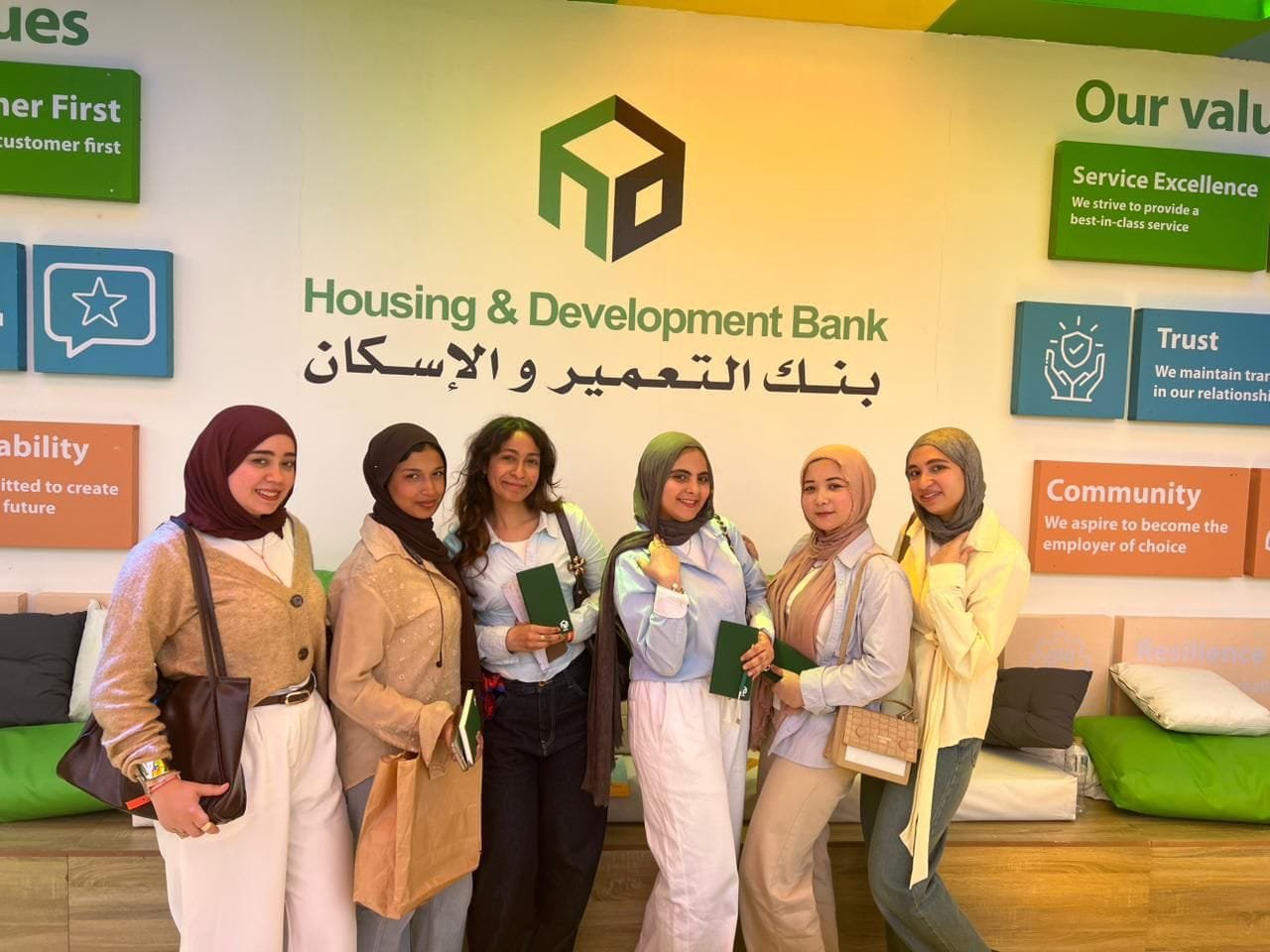 بنك التعمير والإسكان يشارك في رعاية النسخة الثالثة من الملتقى التوظيفي (CUEF) بجامعة القاهرة