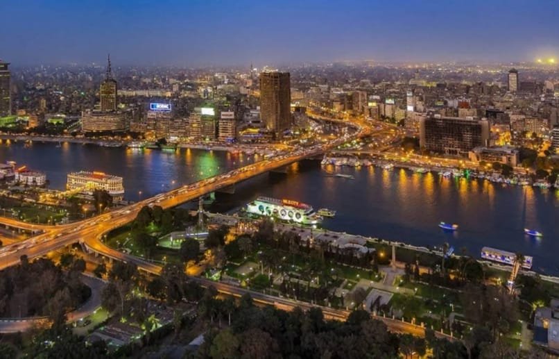 كيف تساهم المناطق الاستثمارية فى توطين التنمية؟