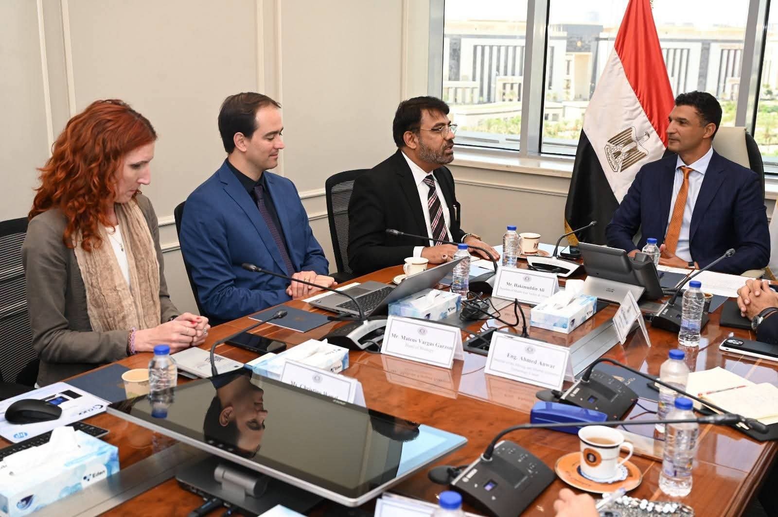 وزير الصناعة يبحث مع ممثلي شركة  RHI Magnesita النمساوية خطة الشركة لإقامة مشروع لإنتاج الحراريات المتكاملة للصناعات الثقيلة في مصر