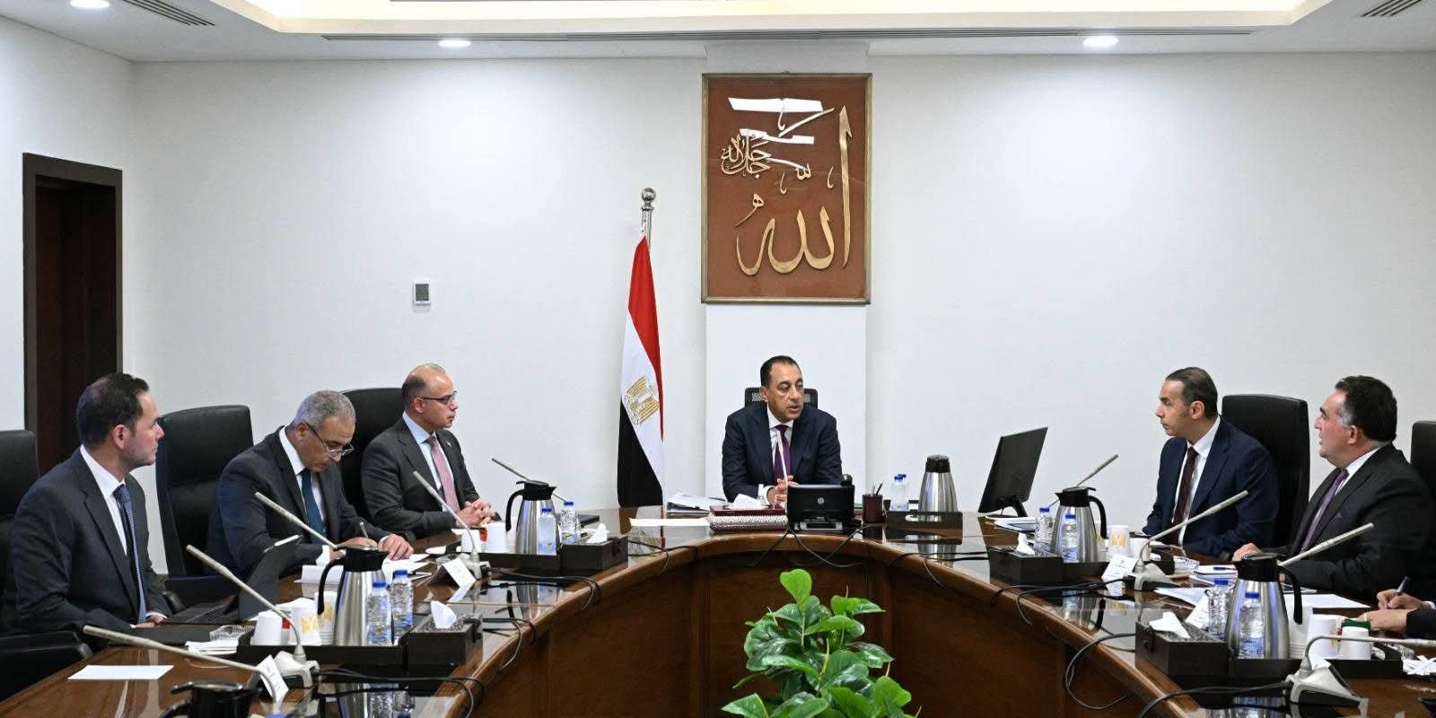 مقترحات على مائدة رئيس الوزراء لتطوير البورصة المصرية