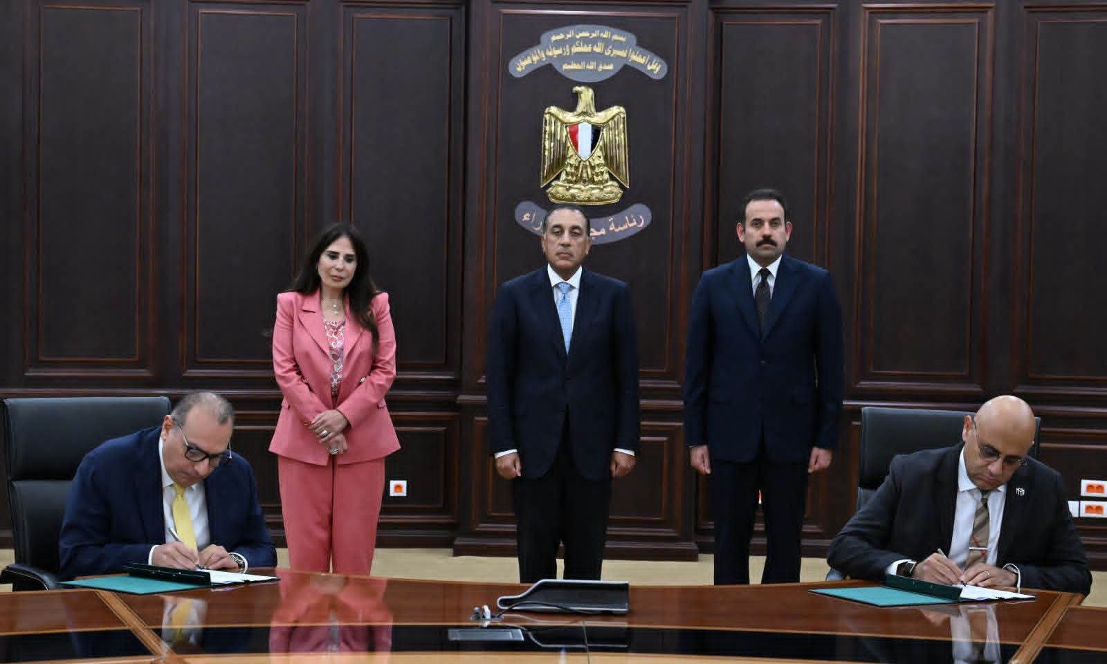 رئيس الوزراء يشهد توقيع اتفاقية تأسيس شركة “مواصلات مدن مصر” لتشغيل منظومة النقل الذكي بالمدن العمرانية الجديدة