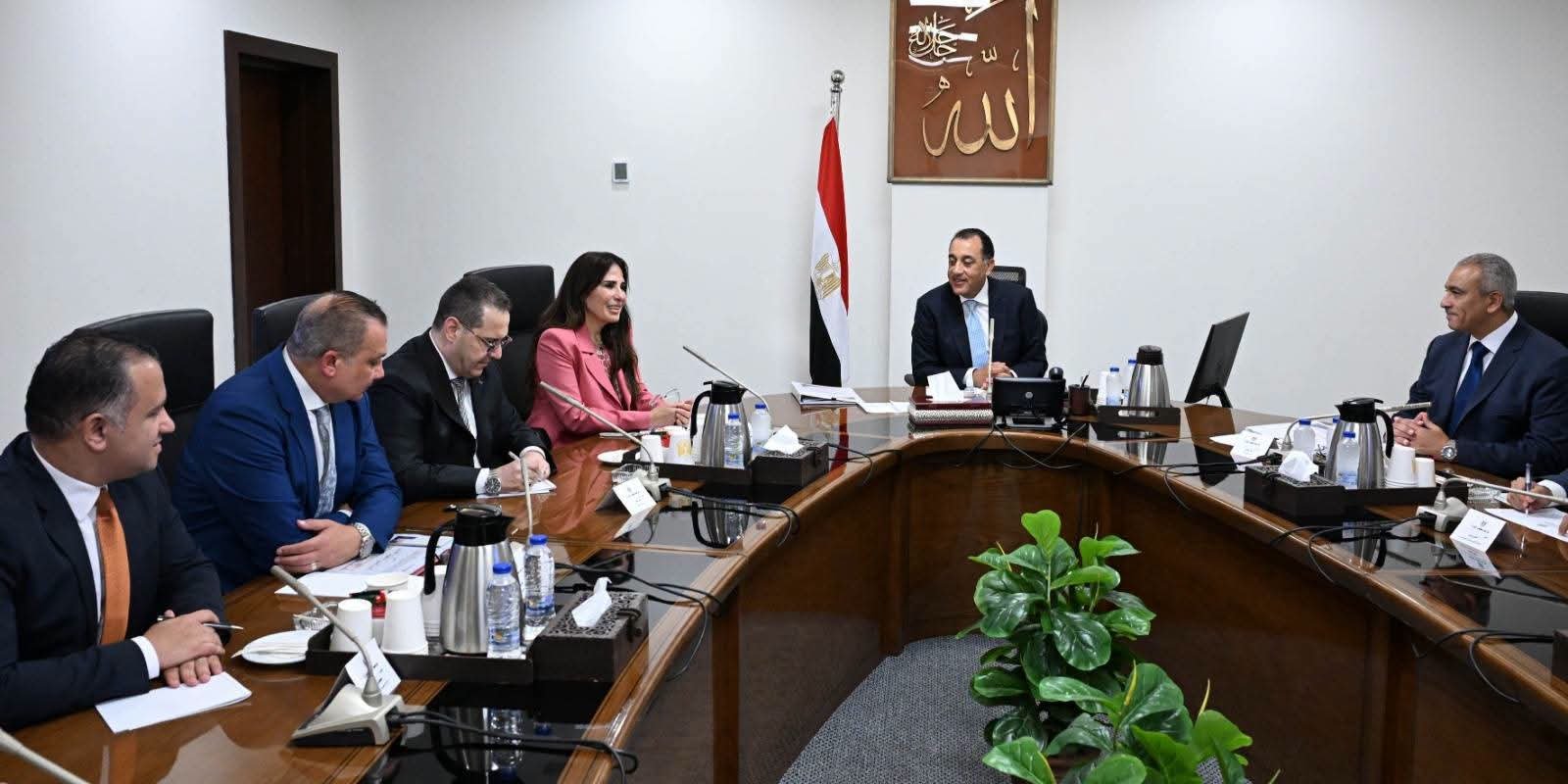 رئيس الوزراء يناقش مشروع قانون الاتحاد المصري للمطورين العقاريين